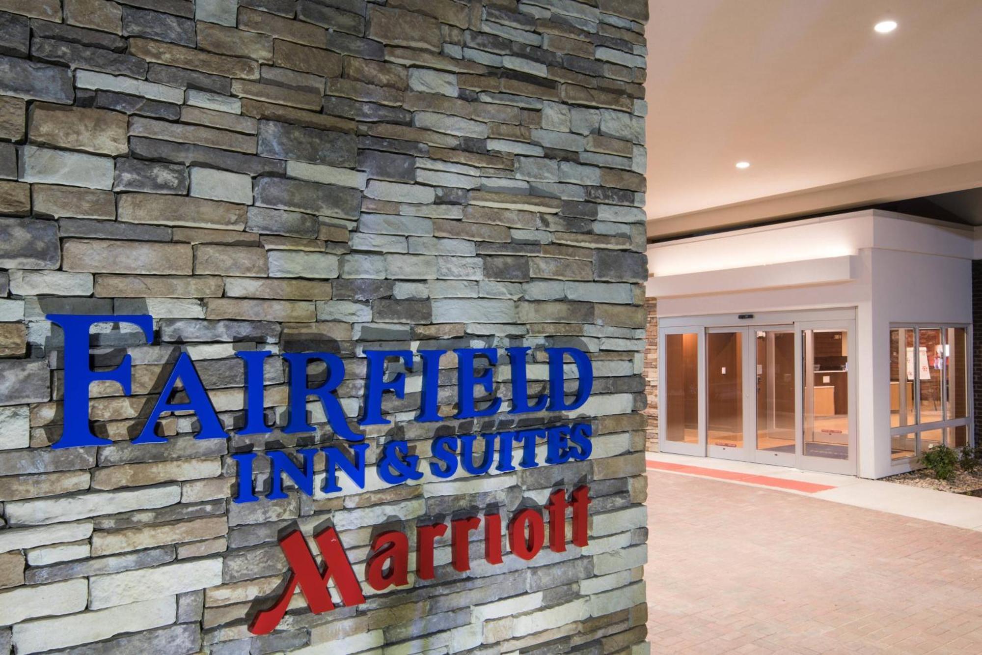 Fairfield Inn & Suites By Marriott Fort Wayne Southwest Ellison Exterior photo